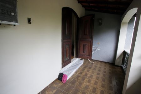 Casa à venda com 400m², 4 quartos e 3 vagas Casa à venda com 400m², 4 quartos e 3 vagasVaranda da Suíte 1