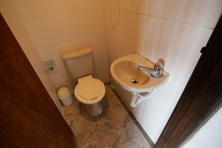 Casa à venda com 400m², 4 quartos e 3 vagas Casa à venda com 400m², 4 quartos e 3 vagasBanheiro de Serviço