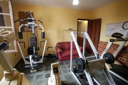 Casa à venda com 400m², 4 quartos e 3 vagas Casa à venda com 400m², 4 quartos e 3 vagasQuarto de Serviço