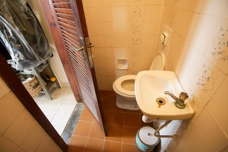 Casa à venda com 400m², 4 quartos e 3 vagas Casa à venda com 400m², 4 quartos e 3 vagasBanheiro de serviço 2