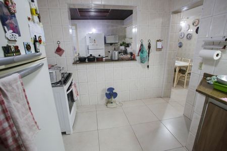 Casa à venda com 400m², 4 quartos e 3 vagas Casa à venda com 400m², 4 quartos e 3 vagasCozinha