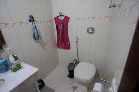 Casa à venda com 400m², 4 quartos e 3 vagas Casa à venda com 400m², 4 quartos e 3 vagasBanheiro da Suíte 1