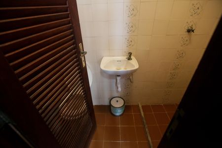 Casa à venda com 400m², 4 quartos e 3 vagas Casa à venda com 400m², 4 quartos e 3 vagasBanheiro de serviço 2