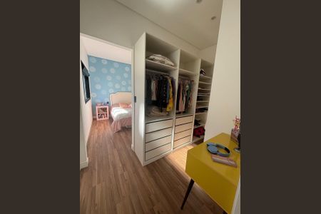 Casa à venda com 377m², 4 quartos e 4 vagas