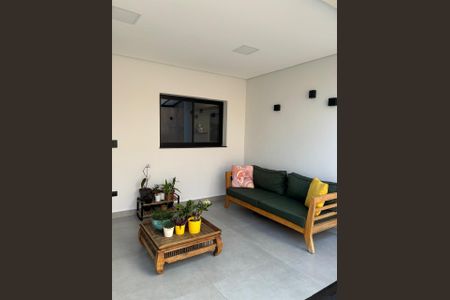 Casa à venda com 377m², 4 quartos e 4 vagas