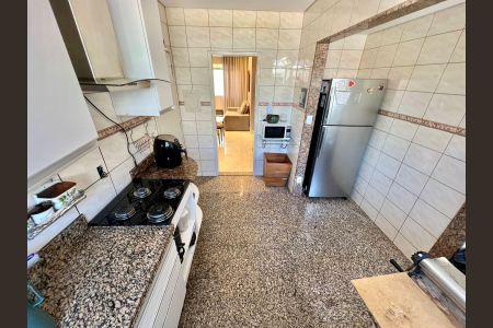 Apartamento à venda com 195m², 5 quartos e 1 vaga Apartamento à venda com 195m², 5 quartos e 1 vagaCozinha