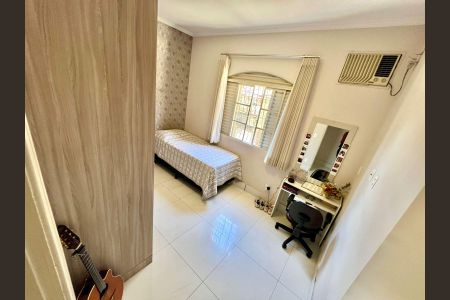 Apartamento à venda com 195m², 5 quartos e 1 vaga Apartamento à venda com 195m², 5 quartos e 1 vagaQuarto 2