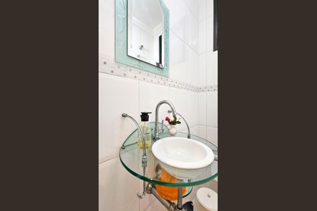 Apartamento à venda com 114m², 3 quartos e 3 vagas Apartamento à venda com 114m², 3 quartos e 3 vagasLavabo