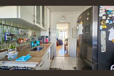 Apartamento à venda com 114m², 3 quartos e 3 vagas Apartamento à venda com 114m², 3 quartos e 3 vagasCozinha