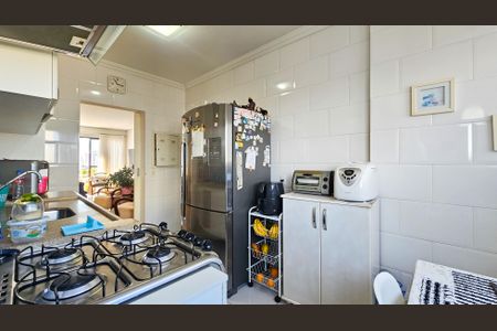 Apartamento à venda com 114m², 3 quartos e 3 vagas Apartamento à venda com 114m², 3 quartos e 3 vagasCozinha