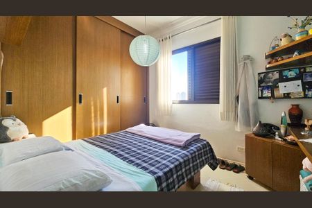 Apartamento à venda com 114m², 3 quartos e 3 vagas Apartamento à venda com 114m², 3 quartos e 3 vagasQuarto 1