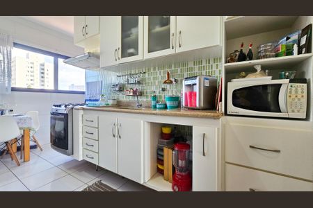 Apartamento à venda com 114m², 3 quartos e 3 vagas Apartamento à venda com 114m², 3 quartos e 3 vagasCozinha