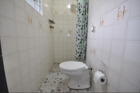 Casa à venda com 147m², 3 quartos e 2 vagasBanheiro de Serviço