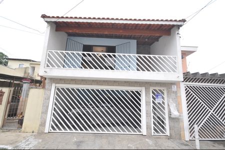 Casa à venda com 147m², 3 quartos e 2 vagasFachada