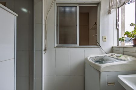 Apartamento à venda com 68m², 2 quartos e sem vaga Apartamento à venda com 68m², 2 quartos e sem vagaÁrea de Serviço