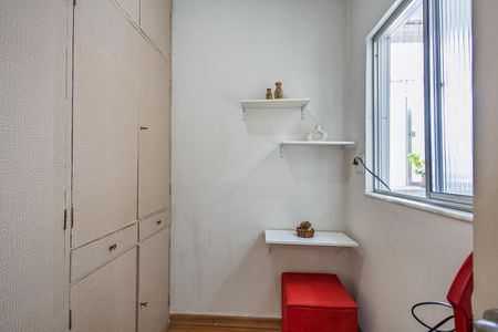 Apartamento à venda com 68m², 2 quartos e sem vaga Apartamento à venda com 68m², 2 quartos e sem vagaQuarto de Serviço