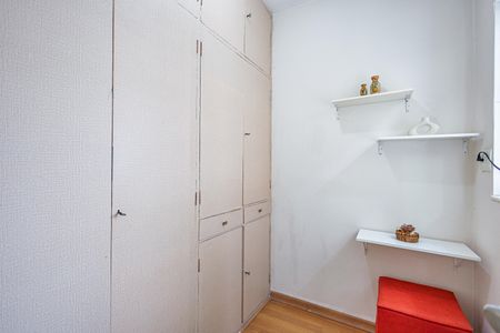 Apartamento à venda com 68m², 2 quartos e sem vaga Apartamento à venda com 68m², 2 quartos e sem vagaQuarto de Serviço