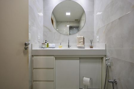 Apartamento à venda com 68m², 2 quartos e sem vaga Apartamento à venda com 68m², 2 quartos e sem vagaBanheiro