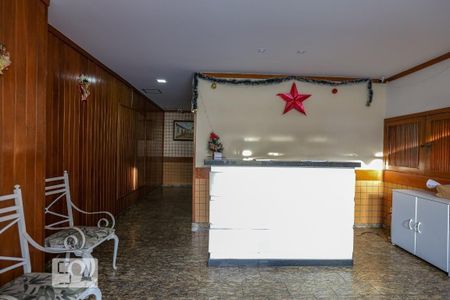 Apartamento à venda com 68m², 2 quartos e sem vaga Apartamento à venda com 68m², 2 quartos e sem vagaHall