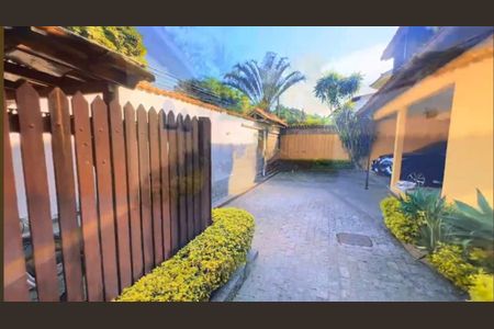 Casa à venda com 409m², 4 quartos e 6 vagas