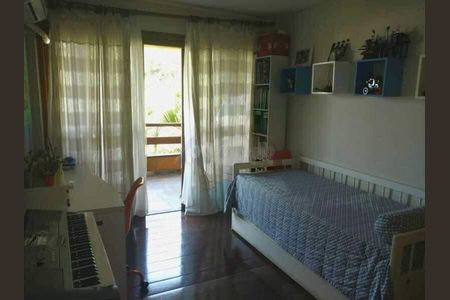 Casa à venda com 400m², 4 quartos e 3 vagas