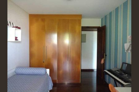 Casa à venda com 400m², 4 quartos e 3 vagas