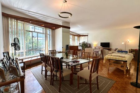 Apartamento à venda com 210m², 4 quartos e 1 vagaSala jantar