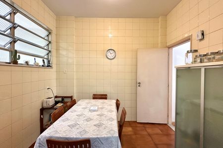 Apartamento à venda com 210m², 4 quartos e 1 vagaCozinha