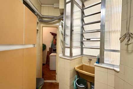 Apartamento à venda com 210m², 4 quartos e 1 vagaÁrea de Serviço