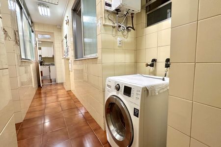 Apartamento à venda com 210m², 4 quartos e 1 vagaÁrea de Serviço