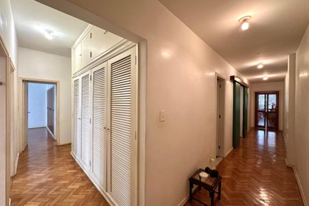 Apartamento à venda com 210m², 4 quartos e 1 vagaBanheiro Social