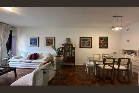 Apartamento à venda com 167m², 4 quartos e 2 vagas Apartamento à venda com 167m², 4 quartos e 2 vagasSala