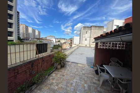 Apartamento à venda com 243m², 2 quartos e 1 vaga