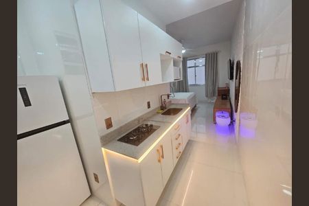 Apartamento à venda com 27m², 1 quarto e sem vaga