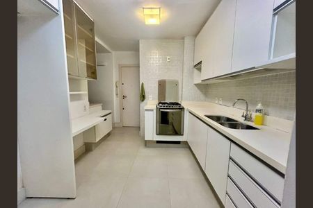 Apartamento à venda com 110m², 3 quartos e 1 vaga