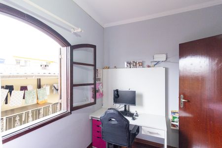 Casa à venda com 237m², 3 quartos e 3 vagas Casa à venda com 237m², 3 quartos e 3 vagasQuarto 1