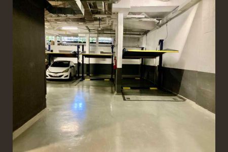 Apartamento à venda com 71m², 1 quarto e 1 vaga