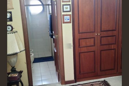 Apartamento à venda com 215m², 4 quartos e 3 vagas