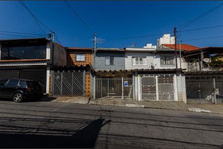 Casa à venda com 120m², 2 quartos e 1 vagaFachada