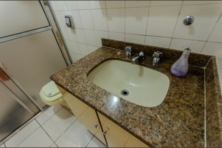 Casa à venda com 120m², 2 quartos e 1 vagaBanheiro