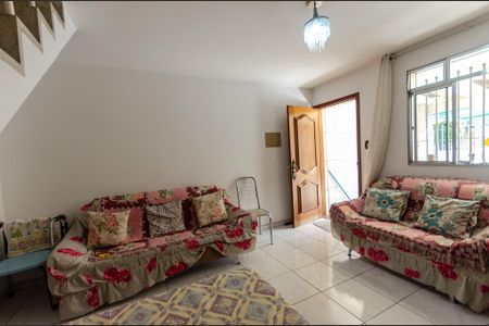 Casa à venda com 120m², 2 quartos e 1 vagaSala