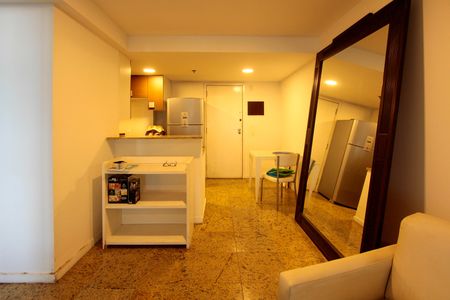 Apartamento para alugar com 50m², 1 quarto e 1 vaga Apartamento para alugar com 50m², 1 quarto e 1 vagaSala