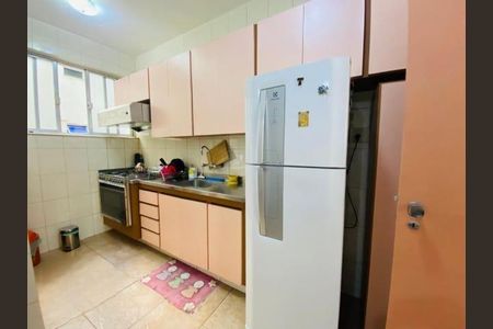 Apartamento à venda com 191m², 4 quartos e 1 vaga