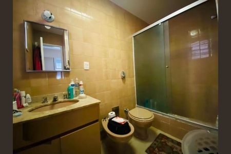 Apartamento à venda com 191m², 4 quartos e 1 vaga