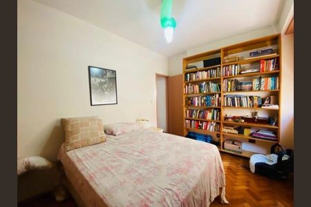 Apartamento à venda com 191m², 4 quartos e 1 vaga