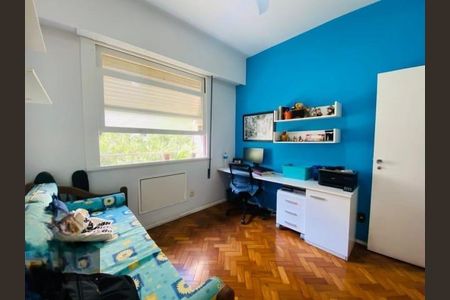 Apartamento à venda com 191m², 4 quartos e 1 vaga