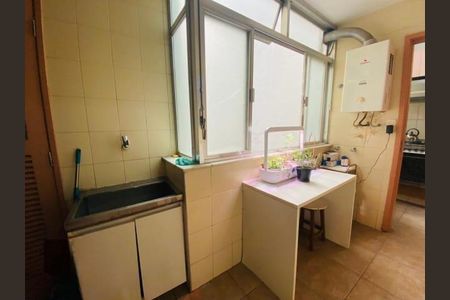 Apartamento à venda com 191m², 4 quartos e 1 vaga