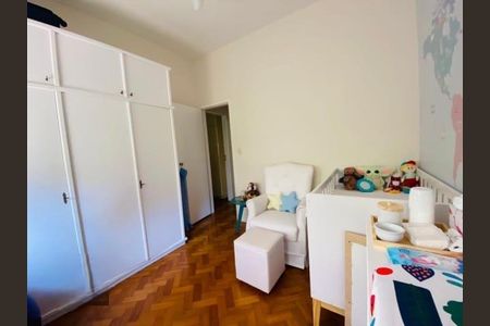 Apartamento à venda com 191m², 4 quartos e 1 vaga