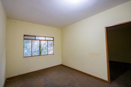 Casa à venda com 264m², 2 quartos e 3 vagasSala