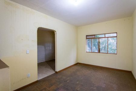 Casa à venda com 264m², 2 quartos e 3 vagasSala